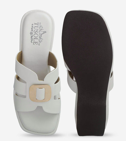 Strap Wedges Centered Buckle
