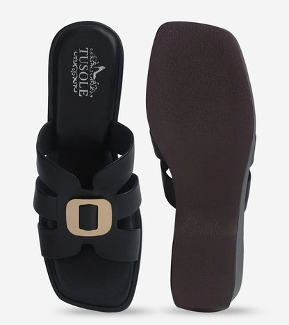 Strap Wedges Centered Buckle