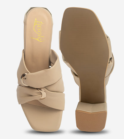 Linked Knot Heels