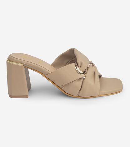Linked Knot Heels